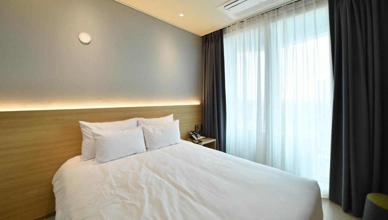 Ocean Soleview Hotel Инчон Екстериор снимка